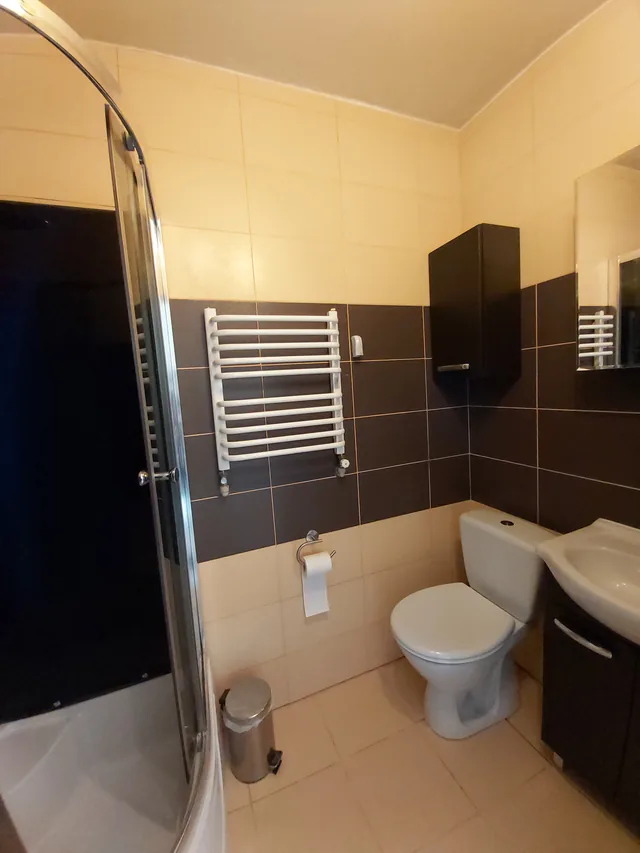 Apartament 6-osobowy 1